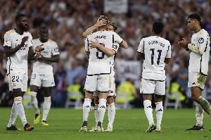 克罗斯评历史最佳阵容:梅罗上榜,中场魔笛+齐祖,前锋大小罗 克罗斯评历史最佳阵容:梅罗上榜,中场魔笛+齐祖,前锋大小罗