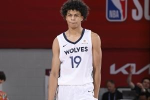 戈贝尔：贝兰热每天都在刻苦训练 我告诉他要随时做好上场准备